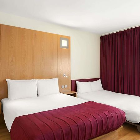 Ramada Encore Донкастер Экстерьер фото